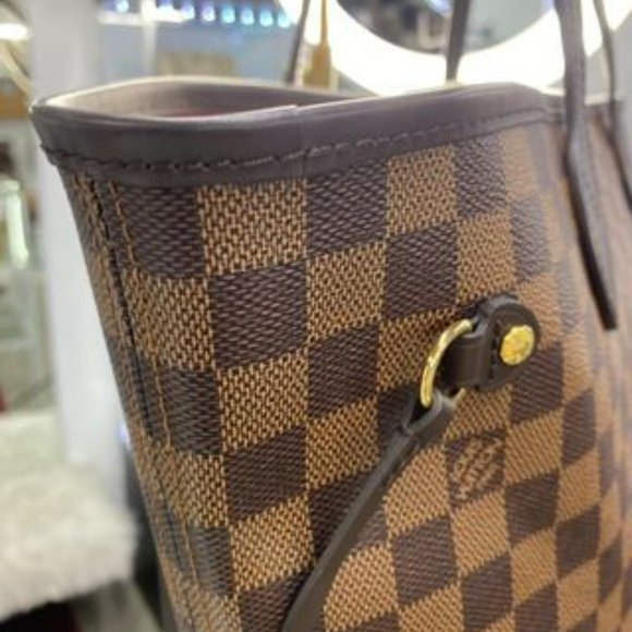 Louis Vuitton Damier Ebene Neverfull MM - Picture 6 of 16